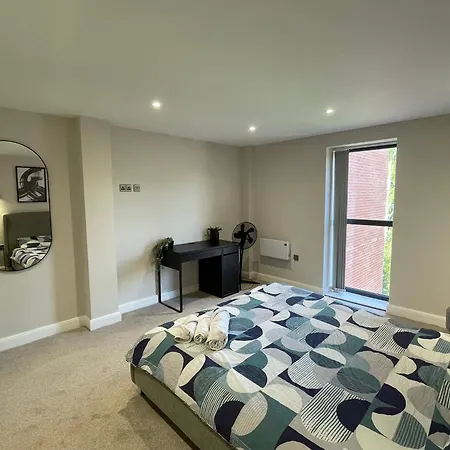 Deluxe In Centre Daire *
