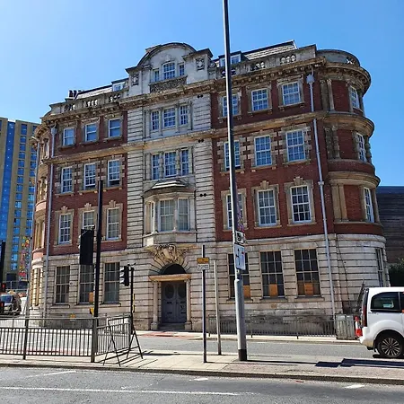 Апартаменти Deluxe In Centre Лідс