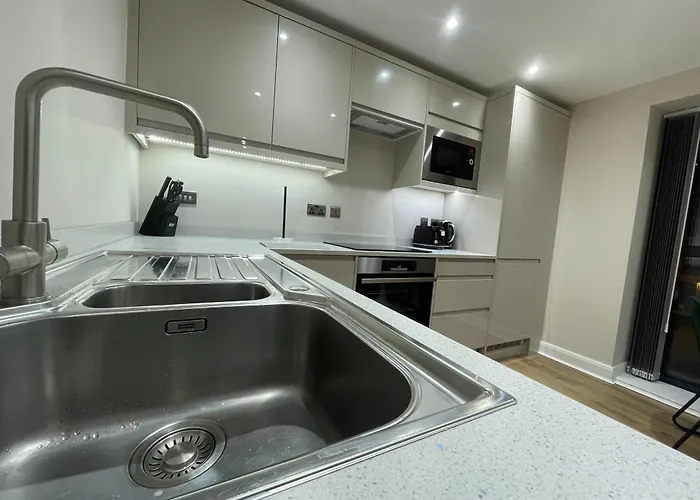 Deluxe In Centre Leeds (West Yorkshire)